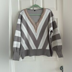 Amazing gray & white striped v-neck sweater. Lace trim. Oversized. EUC. Size Lg